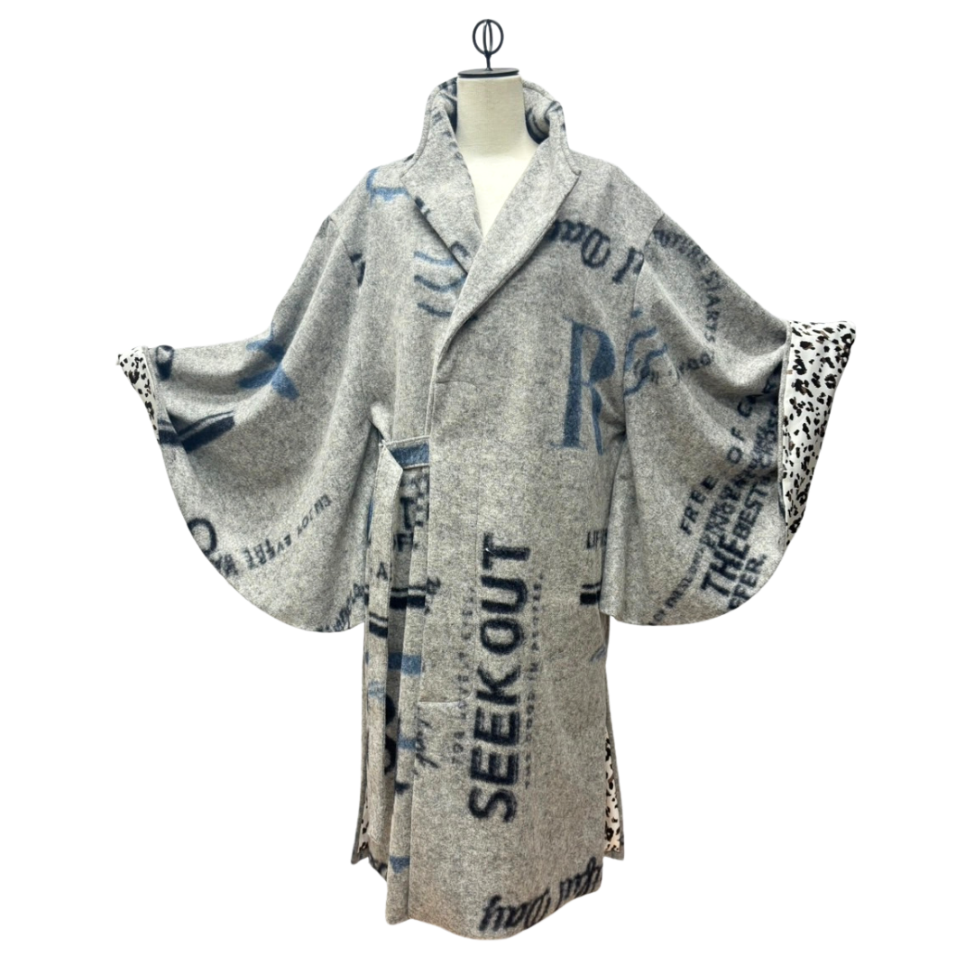 Ryujin 2025きものコート(leopard)ライトグレー